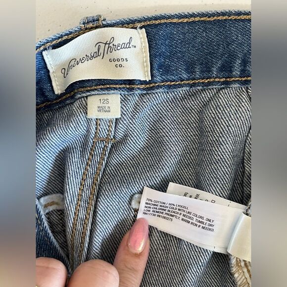 Women's High-Rise Wide Leg Denim Cargo Pants - Universal Thread Medium Wash #250 - Picture 11 of 12